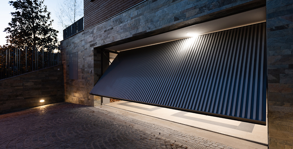 Porte garage basculanti – Hjelmstad 28